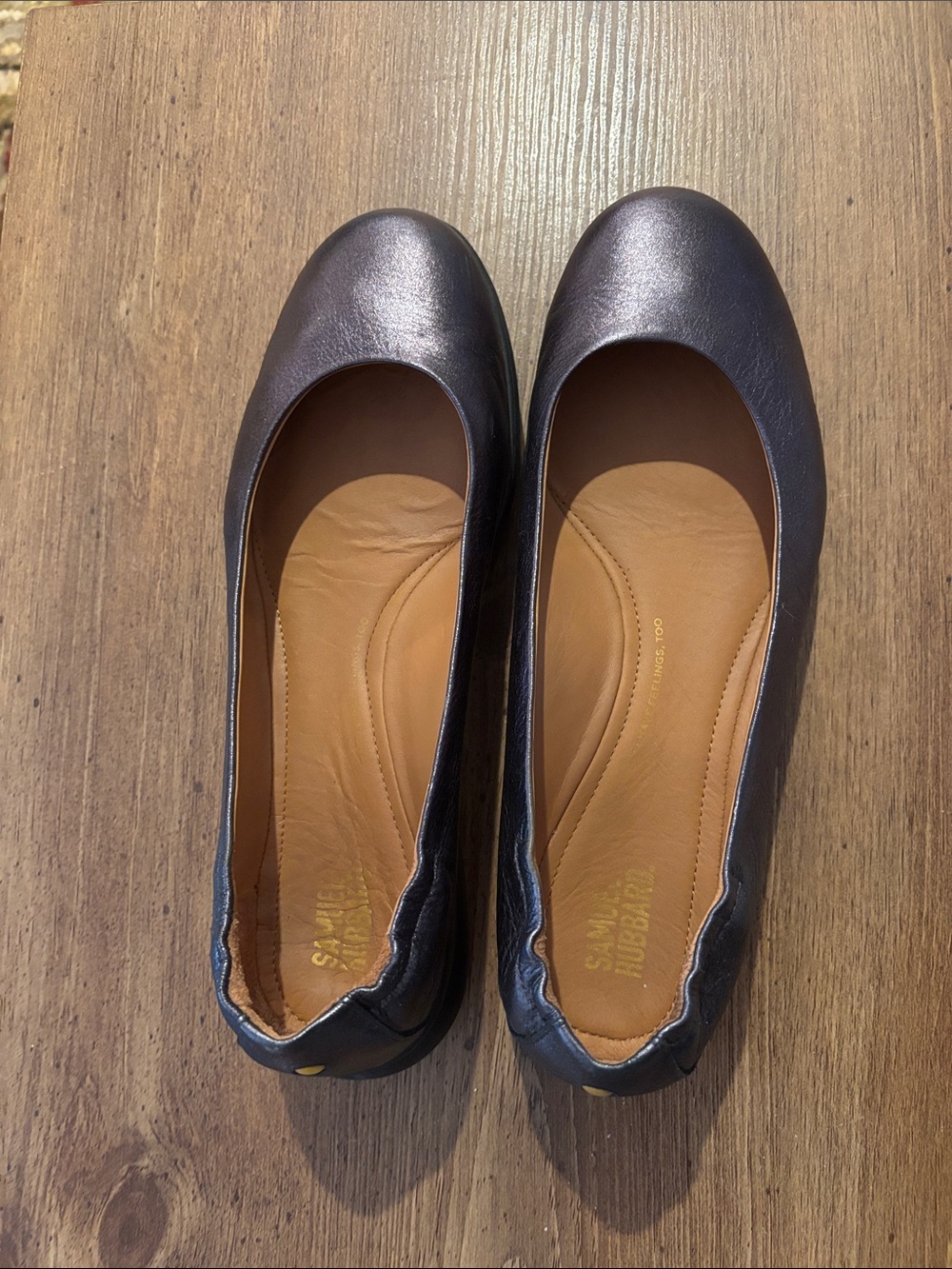 Samuel Hubbard Metallic Black Ballet Flats
Size 9